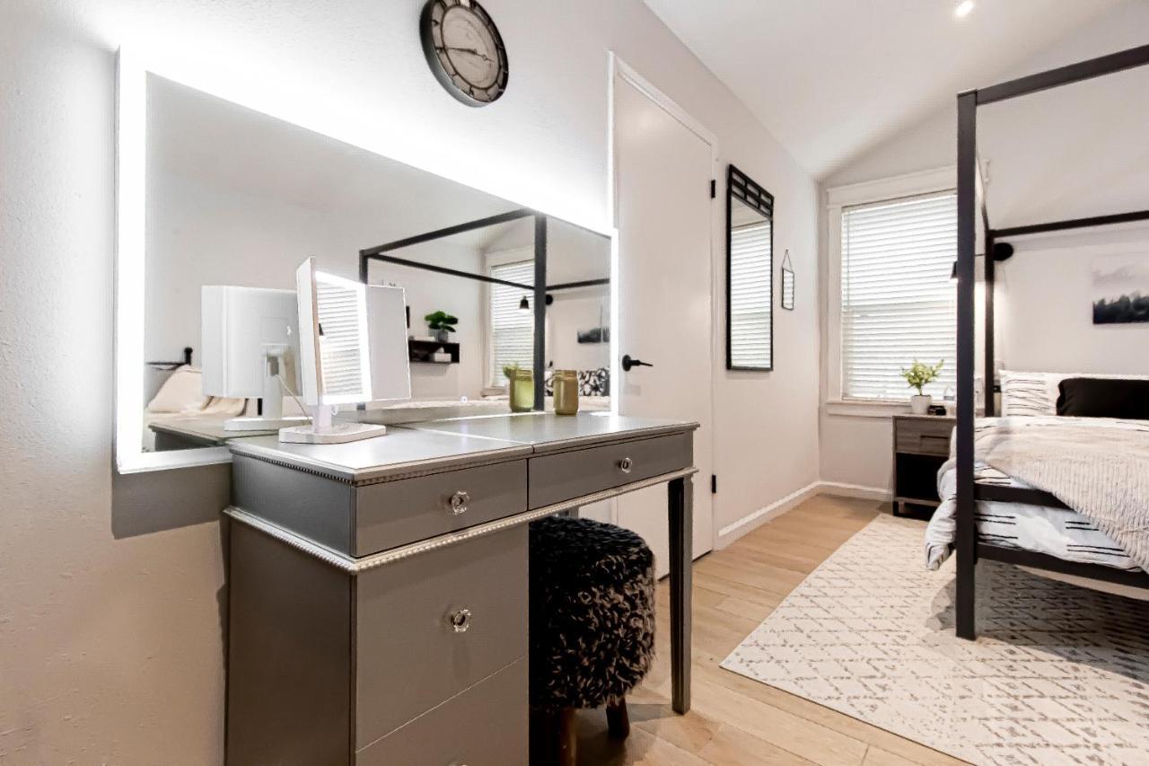 Open Airy Custom Designed Home - 2Kings - Sleeps 14 Houston Zewnętrze zdjęcie