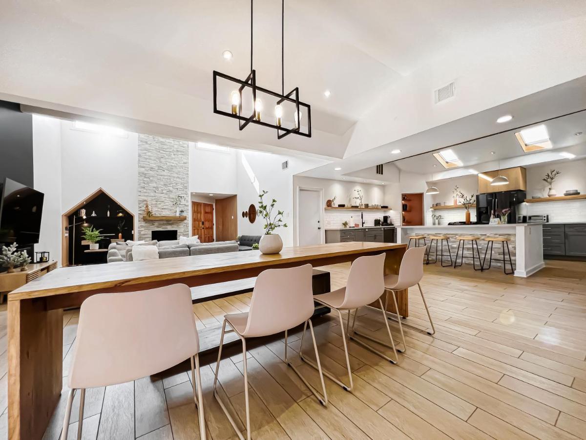 Open Airy Custom Designed Home - 2Kings - Sleeps 14 Houston Zewnętrze zdjęcie