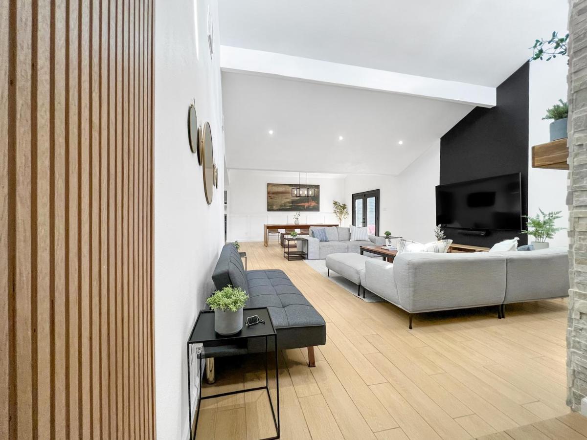Open Airy Custom Designed Home - 2Kings - Sleeps 14 Houston Zewnętrze zdjęcie